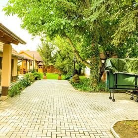 Bárdos Vendégház Tiszabábolna