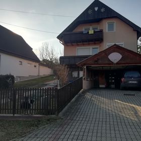Petra Apartman Alsópáhok
