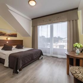 Dom Jastrzębia z basenem i jacuzzi Jastrzębia Góra