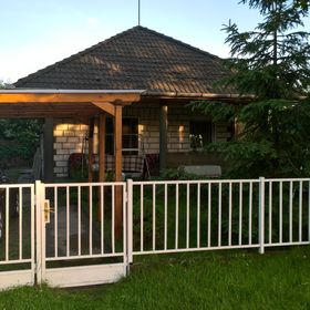 Perró Nyaraló Soltvadkert