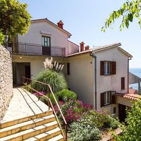 Apartment 469 Rabac