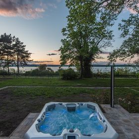 Magaspart Panzió*** Balatonföldvár