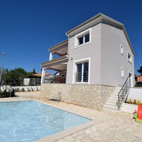 Villa Isabella Linardići