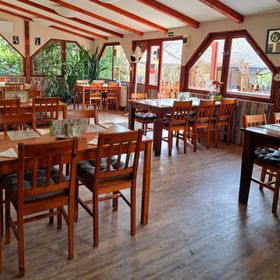 Teca Mama Kisvendéglő és Magánszálláshely Pécs