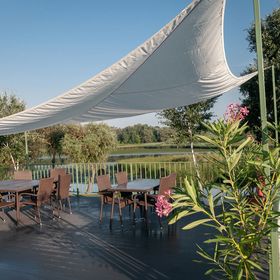 Tiszavirág Panzió és Üdülőközpont Tiszafüred