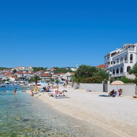 Apartmanok A Tenger Mellett Okrug Gornji, Ciovo - 9694 Okrug Gornji