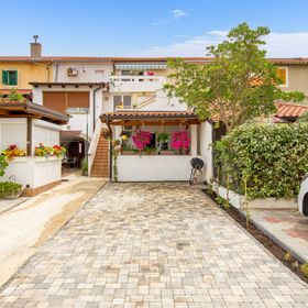 Apartmanok Parkolóhellyel Punat, Krk - 15451 Punat