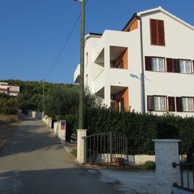 Apartmanok A Tenger Mellett Slatine, Ciovo - 15916 Slatine