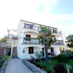 Apartment Ecimovic Njivice