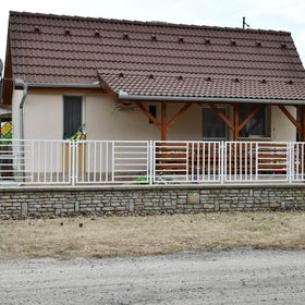 Pipacs Apartman Soltvadkert