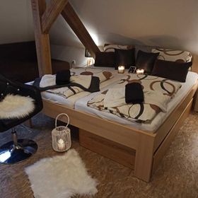 APARTMÁNY ŽIAKOVÁ- UBYTOVÁNÍ NOVÉ HRADY111 Nové Hrady