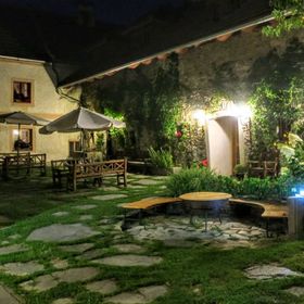 Vinický dvůr Omlenice