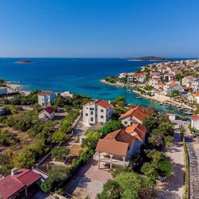 Apartments Matija Rogoznica