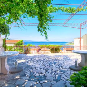 Apartments Tomislav Omis II