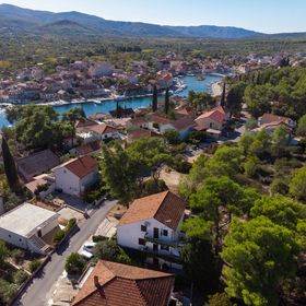 Apartments Iskra Vrboska