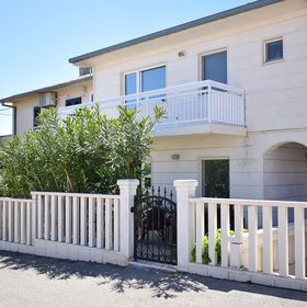 Apartments Summer Okrug Gornji