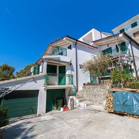 Apartments Mira Brela