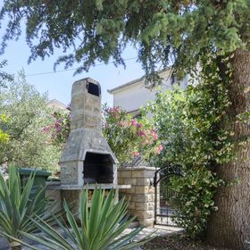 Apartments Karolina Vodice