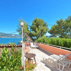 Apartments Josipa Arbanija