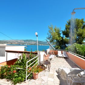 Apartments Josipa Arbanija