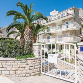 Apartments and Room Alen Duce