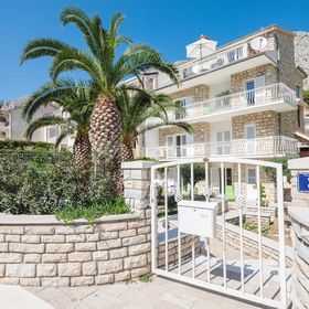 Apartments and Room Alen Duce