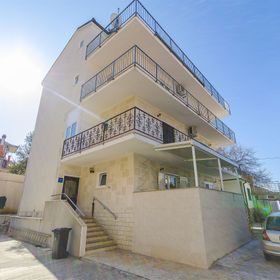 Apartments and Rooms Iva Trogir