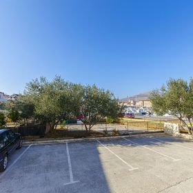 Apartments and Rooms Iva Trogir