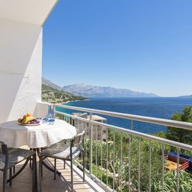 Apartments A cappella music Lokva Rogoznica