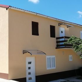 Apartment Milan Vrboska