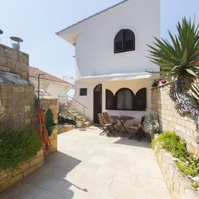 Apartments Danica Murter