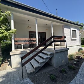 Mandulavirág Vendégház Csopak