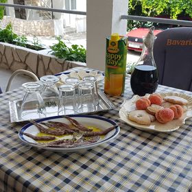 House Fani Zastrazisce