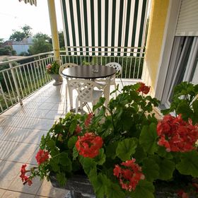 Apartmani Nada Starigrad