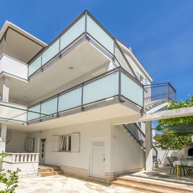 Apartments Vinčić Rogoznica