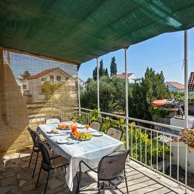 Apartment Zlatko Rogoznica