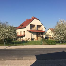 Lájer Apartman Lovas