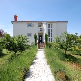 Apartments Aracic Malinska