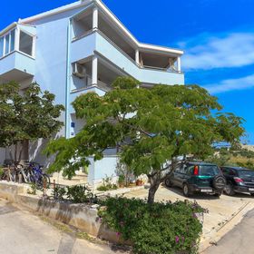 Apartmani Milić Rogoznica