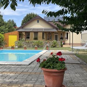 JAM Vendégház Vonyarcvashegy