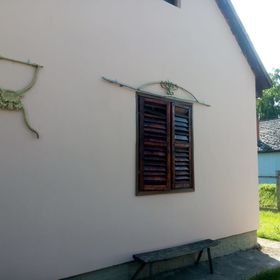 Családiház Múltszázadi Emlékekkel Kisbárapáti