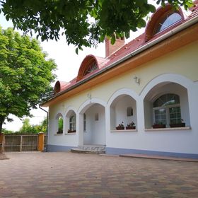 Gesztenye Vendégház Ságvár