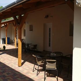 Lili Apartman Harkány