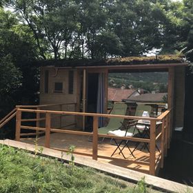 Mohatetős Lombház Üröm