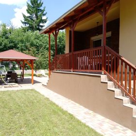 Mariann Vendégház Balatonakarattya