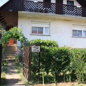 Pántlika Apartman Balatonakali