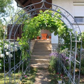 Pántlika Apartman Balatonakali