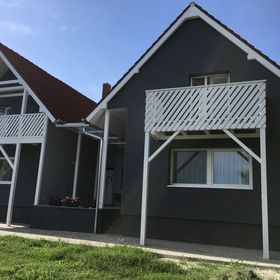 Babérsom Apartman Gyenesdiás