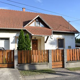 Ágica Vendégház Poroszló