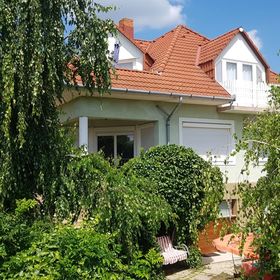 Flóra Vendégház Vonyarcvashegy